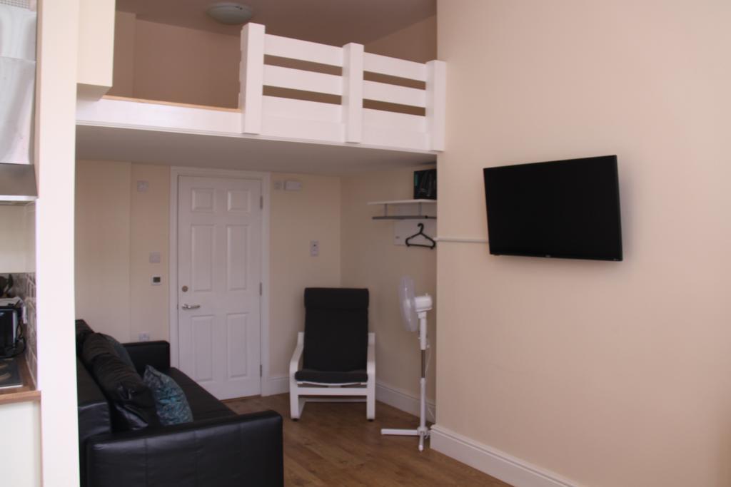 The Trafford Apartment Stockport Exterior photo